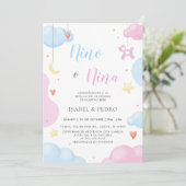 Aquarellwolken und Sterne Spanische Geschlechterda Einladung (Stehend Vorderseite)