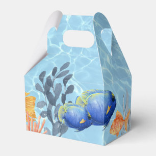 Aquarienfische und Korallen im Unterwasser-Thema Geschenkschachtel