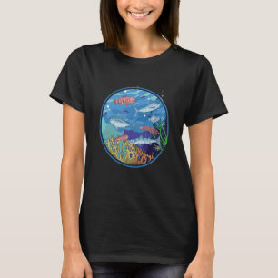 Aquarium mit Fischen und aquatischen Pflanze T-Shirt
