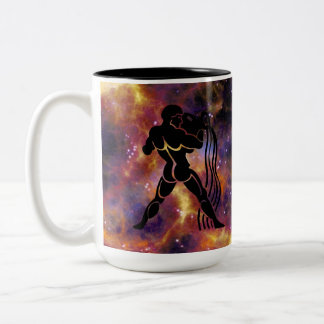 Aquarius-Sternzeichen-Galaxie-Design – Astrologie  Zweifarbige Tasse