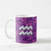 Aquarius Zodiac Sign auf Pink Digital Camouflage Kaffeetasse (Links)