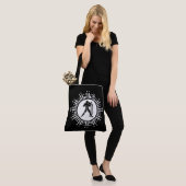 Aquarius Zodiac signiert kosmische Sternexplosion Tasche (Am Model)