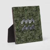 Aquarius Zodiac-Symbol auf der olivengrünen digita Fotoplatte (Vorderseite)