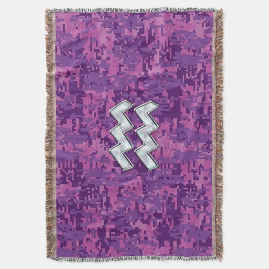 Aquarius Zodiac-Symbol auf fuchsiendigitaler Camou Decke (Vorderseite Vertikal)