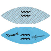 Aquarius Zodiac Symbol Standard von K Yoncich Football (Paneele)