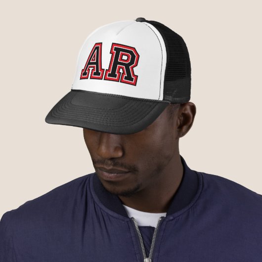 "AR" Monogram Trucker Hat Truckerkappe (Beispiel)