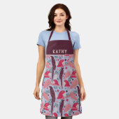 Ara Parrot Burgundy Tropical Leaf Mustername Schürze (Getragen)