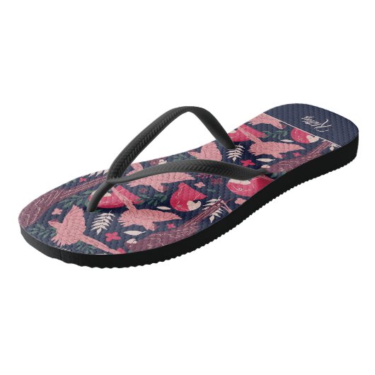 Ara Parrot Tropical Pattern Zeichn Monogram Name Badesandalen (Schrägansicht)