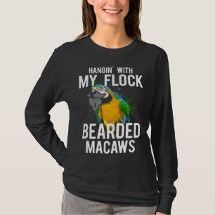 Ara-Vogel-Papagei hängt mit meiner Herde Bartara T-Shirt
