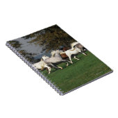 Araber, die in Feld laufen Notizblock (Rechte Seite)