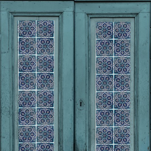 Arabesque Aquamarin Blau in weißem Tile Decoupage Seidenpapier