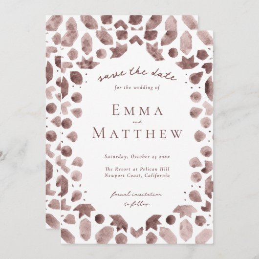 Arabisch-braunes Fliesenmuster mit QR Save The Date (Vorne/Hinten)