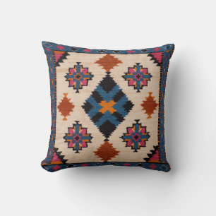 Arabische Eleganz in weißen Kilim-Kissen: Zeitlos  Kissen