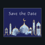 Arabische Nächte am Geburtstag Save the Date Postk Ankündigungspostkarte<br><div class="desc">Arabianische Nächte Save the Date Postkarten mit hübschen blauen und goldenen Illustrationen auf königsblauem Hintergrund. Diese arabischen Nachtpostkarten sind einfach an Ihre Veranstaltung angepasst, indem Sie einfach Ihre Angaben in den Schriftart-Stil und den Wortlaut Ihrer Wahl einfügen. Sie können auch die Hintergrundfarbe auf der Vorder- und Rückseite ändern. Dies ist...</div>