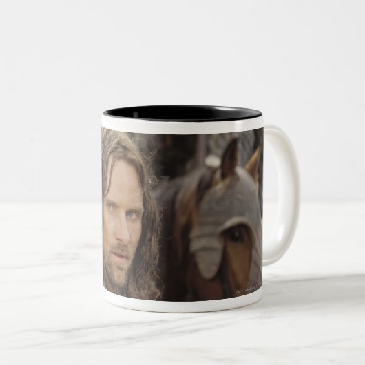Aragorn mit Pferd Zweifarbige Tasse (VorderseiteRechts)
