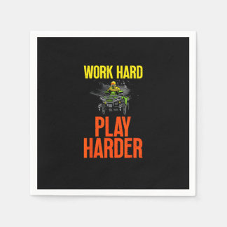 Arbeit harte Play so harte ATV Quad Riding Meme Serviette