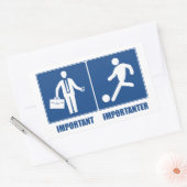 Arbeit ist wichtig, Fußball ist wichtig Rechteckiger Aufkleber (Umschlag)