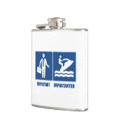 Arbeit ist wichtig, Jet Ski ist wichtig Flachmann (Links)