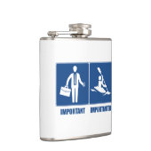 Arbeit ist wichtig, Kajak ist wichtig Flachmann (Rechts)