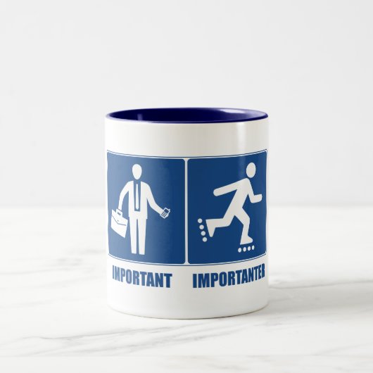 Arbeit ist wichtig, Rollladen ist wichtiger Zweifarbige Tasse (Mittel)