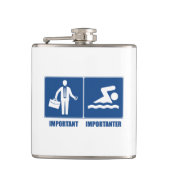 Arbeit ist wichtig, Schwimmen ist wichtig Flachmann (Vorderseite)