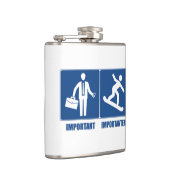 Arbeit ist wichtig, Snowboarden ist wichtig Flachmann (Rechts)