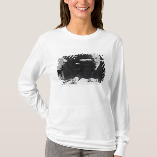 Arbeit Sirs Edward Elgar über eine T-Shirt (Vorderseite)