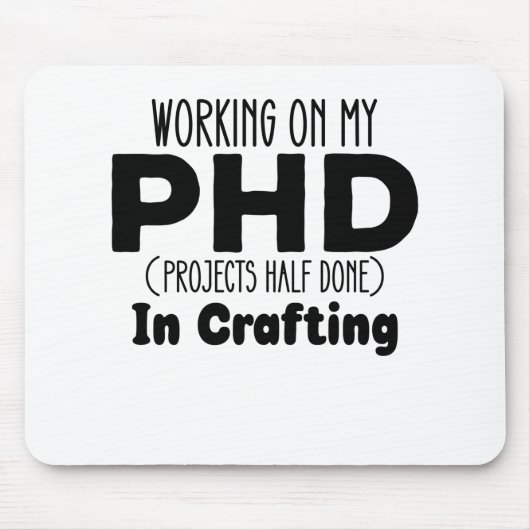 Arbeiten an meinen PHD-Projekten zur Hälfte beim E Mousepad (Vorne)