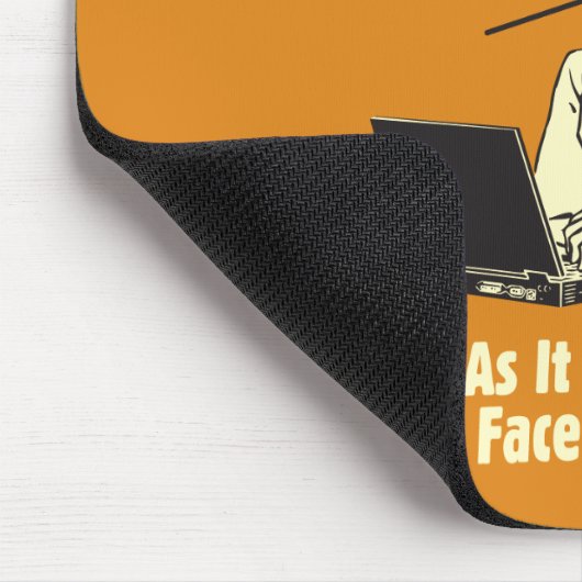 Arbeiten: Cut to Facebook Time Mousepad (Ecke)