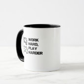 Arbeiten Sie hart, spielen Sie so hart Statement D Tasse (Vorderseite Links)