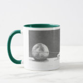 Arbeits-Kaffee-Tasse der Frau, Frau schleppt Welt Tasse (Links)