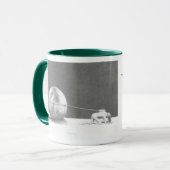 Arbeits-Kaffee-Tasse der Frau, Frau schleppt Welt Tasse (Vorderseite Links)