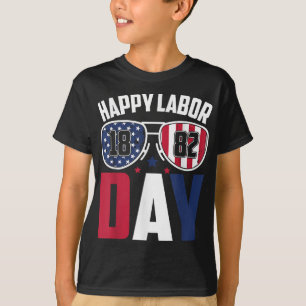 Arbeitstag Schlampen 1882 Amerikanische Flagge Män T-Shirt