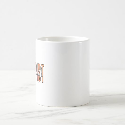 Arbeitstherapeut: Farbiger Text Kaffeetasse (Mittel)