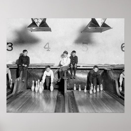 Arcade Bowling Alley, 1909. Vintages Foto Poster (Vorne)