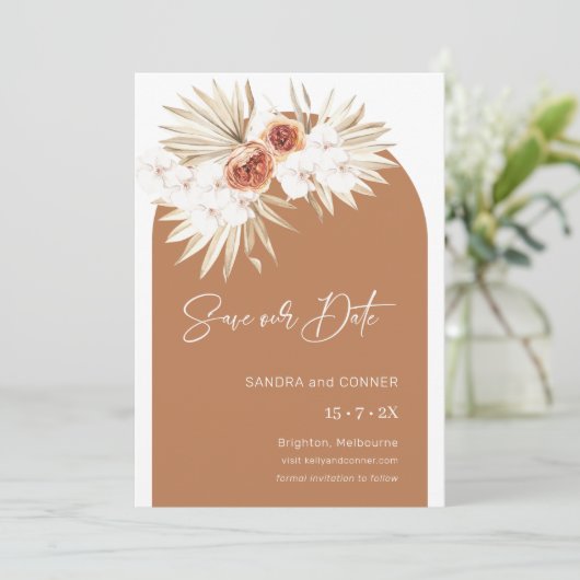 Arch Burnt Orange Floral Save the Date Card Einladung (Stehend Vorderseite)