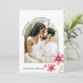 Arch Dusty rosa Wildblume Wedding Save the Date Einladung (Stehend Vorderseite)
