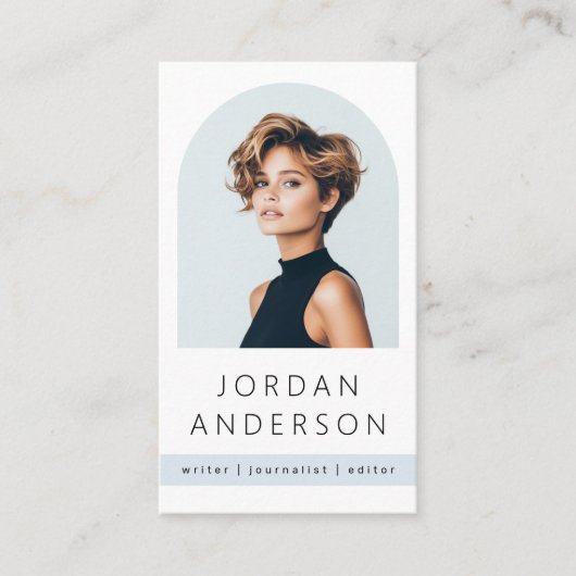 Arch Foto Modernes, minimales, hellblaues QR Logo Visitenkarte (Vorderseite)