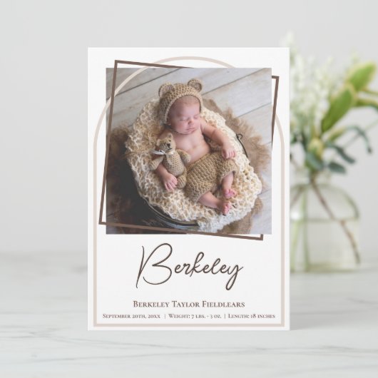 Arch Frame Modern Foto Baby Birth Ankündigung (Stehend Vorderseite)