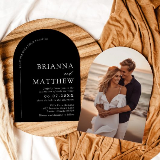 Arch Modern Black & White Minimalistisch Wedding Einladung
