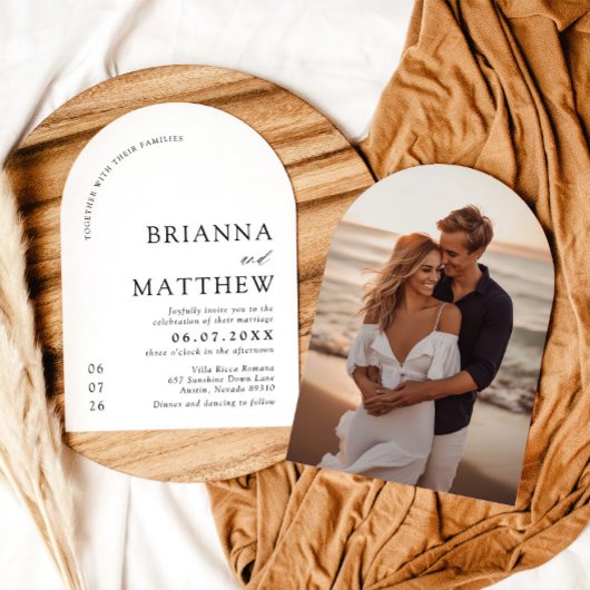 Arch Modern Black & White Minimalistisch Wedding Einladung