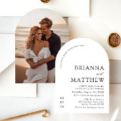 Arch Modern Black & White Minimalistisch Wedding Einladung