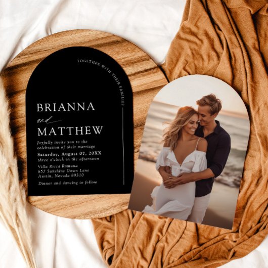 Arch Modern Black & White Minimalistisch Wedding Einladung