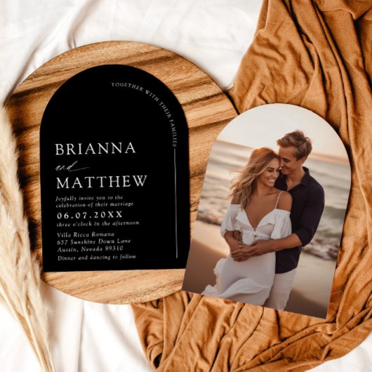Arch Modern Black & White Minimalistisch Wedding Einladung