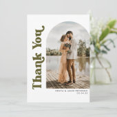 Arch & Retro Typ Dunkelgrünes Foto Hochzeit Dankeskarte (Stehend Vorderseite)