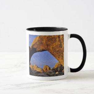 Arch Rock im Joshua Tree National Park in Tasse