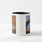 Arch Rock im Joshua-Tree-Nationalpark Tasse (Zentrum)