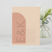 Arch Terracotta Pampas Boho Wüste Coral Wedding Einladung (Stehend Vorderseite)