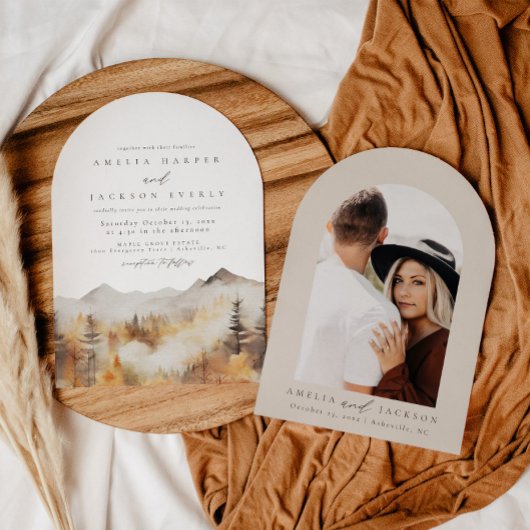 Arched Boho Watercolor Mountain Wedding Einladung