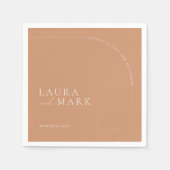 Arched Modern Minimalistisch Cheers Script Wedding Serviette (Vorderseite)
